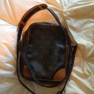 Loui Vuitton purse. Beautiful!